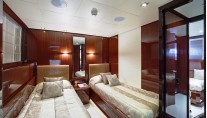 Junie II -   Guest Cabin 4